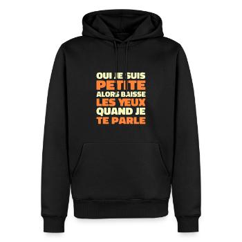 Oui Je Suis Petite Alors Baisse Les Yeux - Sweat à capuche Premium bio Homme - noir - Devant - Nico (187cm)