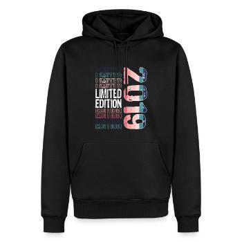 Limited Edition seit 2019 Geburtstag Vintage 2019 - Männer Premium Bio Hoodie - Schwarz - Vorne - Nico (187cm)