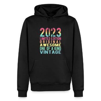 Edition limitée depuis 2023 Anniversaire Millésime 2023 - Sweat à capuche Premium bio Homme - noir - Devant - Nico (187cm)