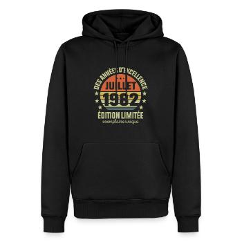 Anniversaire Millésime Fabriqué en Juillet 1982 - Sweat à capuche Premium bio Homme - noir - Devant - Nico (187cm)