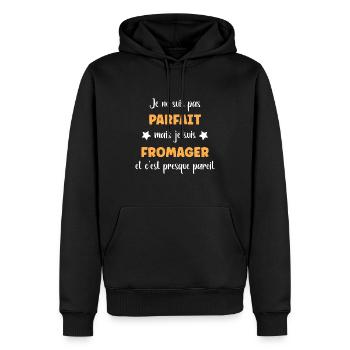 Je ne suis pas parfait mais fromager - Sweat à capuche Premium bio Homme - noir - Devant - Nico (187cm)