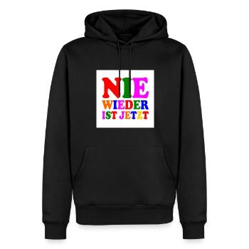 Nie wieder ist jetzt - Männer Premium Bio Hoodie - Schwarz - Vorne - Nico (187cm)