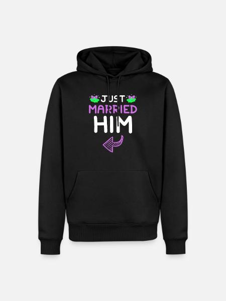 Just Married Him Hochzeit - Männer Premium Bio Hoodie - Schwarz