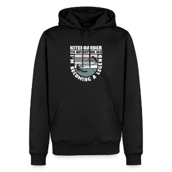 Kiteboarder Ich werde nicht alt, ich werde eine - Männer Premium Bio Hoodie - Schwarz - Vorne - Nico (187cm)