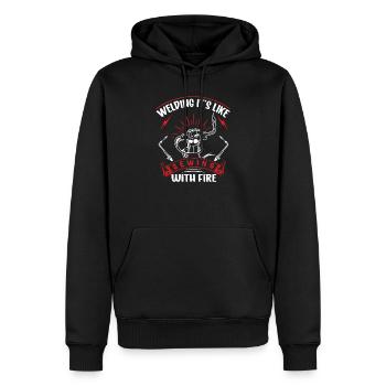 Welding is like sewing with fire - Männer Premium Bio Hoodie - Schwarz - Vorne - Nico (187cm)