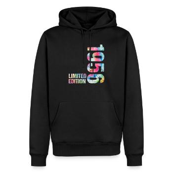 18 JAHRE 18. GEBURTSTAG LIMITED EDITION 1956 - Männer Premium Bio Hoodie - Schwarz - Vorne - Nico (187cm)