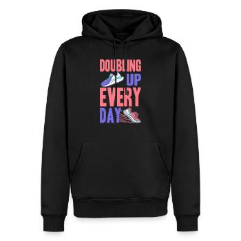 Sneakerhead Sammler - Männer Premium Bio Hoodie - Schwarz - Vorne - Nico (187cm)