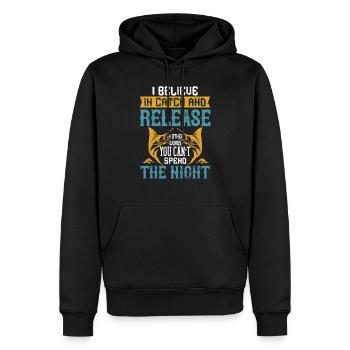02 I BELIEVE IN CATCH AND RELEASE 01 - Männer Premium Bio Hoodie - Schwarz - Vorne - Nico (187cm)