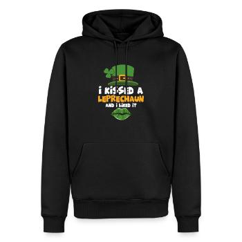 I Kissed A Leprechaun And I Liked It - Männer Premium Bio Hoodie - Schwarz - Vorne - Nico (187cm)