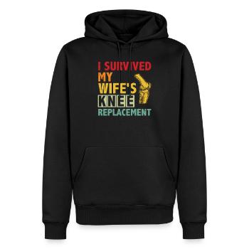 Ich überlebte die Knie-OP meiner Frau - Männer Premium Bio Hoodie - Schwarz - Vorne - Nico (187cm)