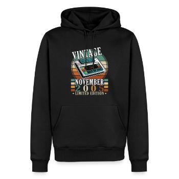 18. Geburtstag Jahrgang november 2005 Original 200 - Männer Premium Bio Hoodie - Schwarz - Vorne - Nico (187cm)