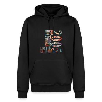 18. Geburtstag Jahrgang Dezember 2005 Original 200 - Männer Premium Bio Hoodie - Schwarz - Vorne - Nico (187cm)