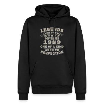 1989 September Geburtstag Geboren September 1989 - Männer Premium Bio Hoodie - Schwarz - Vorne - Nico (187cm)