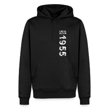 1955 Geburtstag Geschenkidee Vintage Edition 1955 - Männer Premium Bio Hoodie - Schwarz - Vorne - Nico (187cm)