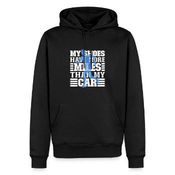 Laufen Schuhe haben mehr Meilen als mein Auto - Männer Premium Bio Hoodie - Schwarz - Vorne - Nico (187cm)