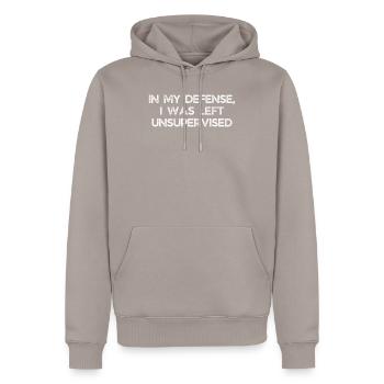 Humorvolle sarkastische Unruhestifter Defensive - Männer Premium Bio Hoodie - Taupe - Vorne - Nico (187cm)