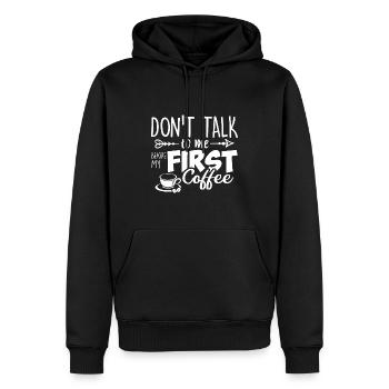 Sprich erst nach meinem ersten Kaffee mit mir. - Männer Premium Bio Hoodie - Schwarz - Vorne - Nico (187cm)