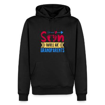 Wir werden bald Großeltern, Wir werden Oma und Opa - Männer Premium Bio Hoodie - Schwarz - Vorne - Nico (187cm)