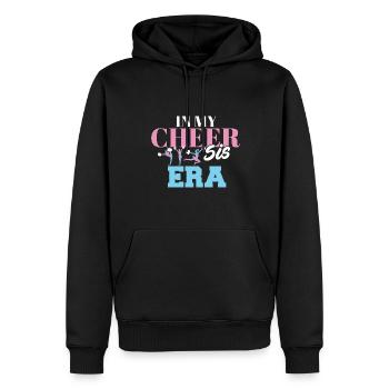 In My Cheer Sis Era Cheering Dance Member Proud - Männer Premium Bio Hoodie - Schwarz - Vorne - Nico (187cm)