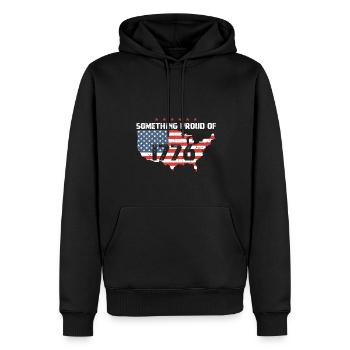 Journée de commémoration Quatrième juillet Quelque chose dont nous sommes fiers - Sweat à capuche Premium bio Homme - noir - Devant - Nico (187cm)