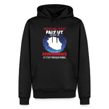 Réunionnais Parfait Idée Cadeau Homme la Réunion - Sweat à capuche Premium bio Homme - noir - Devant - Nico (187cm)