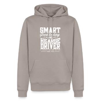 Intelligenter Gutaussehender und Leichenwagenfahre - Männer Premium Bio Hoodie - Taupe - Vorne - Nico (187cm)