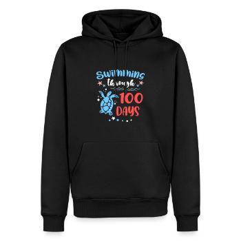 Schildkrötenmeer schwimmt durch 100 Tage Schule - Männer Premium Bio Hoodie - Schwarz - Vorne - Nico (187cm)