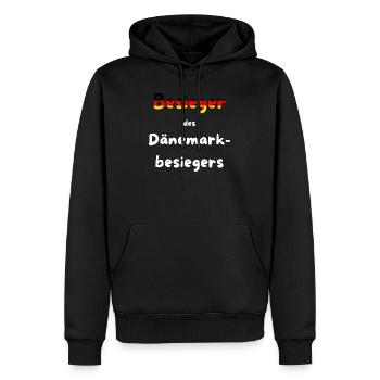 Handball EM 2026 - Besieger des Dänemarkbesiegers - Männer Premium Bio Hoodie - Schwarz - Vorne - Nico (187cm)