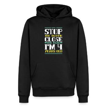 Stoppen Sie den Verkehr Schließen Sie die Straße Ich bin 4 Jahre alt - Männer Premium Bio Hoodie - Schwarz - Vorne - Nico (187cm)