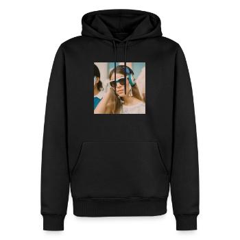 Femme qui écoute de la musique pop - Sweat à capuche Premium bio Homme - noir - Devant - Nico (187cm)