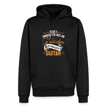 Unterschätze niemals einen alten Mann mit einer Gitarre - Männer Premium Bio Hoodie - Schwarz - Vorne - Nico (187cm)