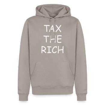 tax the rich - Männer Premium Bio Hoodie - Taupe - Vorne - Nico (187cm)