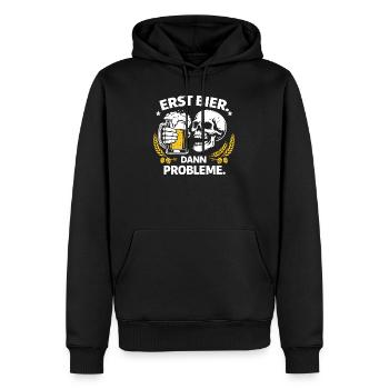 Première bière. Puis les problèmes. – Chemise en forme de bière de crâne - Sweat à capuche Premium bio Homme - noir - Devant - Nico (187cm)