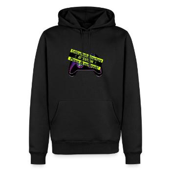 Kritischer Controller - Männer Premium Bio Hoodie - Schwarz - Vorne - Nico (187cm)
