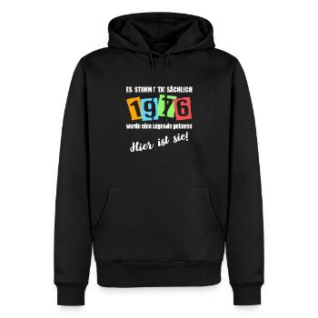 Legende ist 1976 geboren. Geburtstagsspruc - Männer Premium Bio Hoodie - Schwarz - Vorne - Nico (187cm)