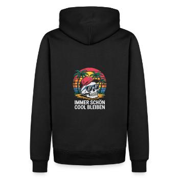 Skull mit Basecap Sonnenbrille am Strand - Männer Premium Bio Hoodie - Schwarz - Hinten - Nico (187cm)