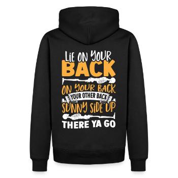 Auf dem Rücken liegen, die Sonne im Gesicht - Männer Premium Bio Hoodie - Schwarz - Hinten - Nico (187cm)