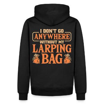 LARP Live-Action-Rollenspiel - Männer Premium Bio Hoodie - Schwarz - Hinten - Nico (187cm)