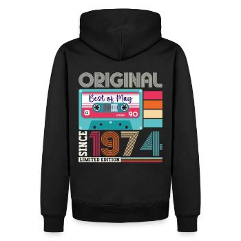 49 Anniversaire Homme Femme Cassette Mai Vintage 1974 - Sweat à capuche Premium bio Homme - noir - Dos - Nico (187cm)