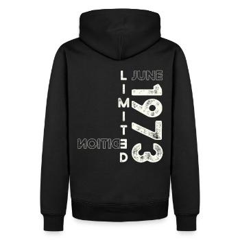 50th Birthday Man Original Juin Millésime 1973 - Sweat à capuche Premium bio Homme - noir - Dos - Nico (187cm)