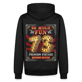 73ème anniversaire 73 ans Vintage-Retro-Fun-Anniversaire - Sweat à capuche Premium bio Homme - noir - Dos - Nico (187cm)
