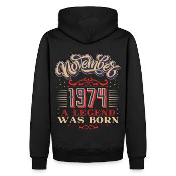 1974, anniversaire, novembre 1974, 11.1974, 11-1974 - Sweat à capuche Premium bio Homme - noir - Dos - Nico (187cm)