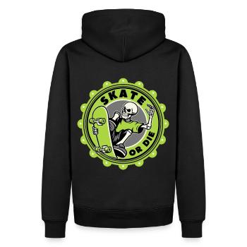 Totenkopf Skater, lustiger Spruch Skate Or Die - Männer Premium Bio Hoodie - Schwarz - Hinten - Nico (187cm)