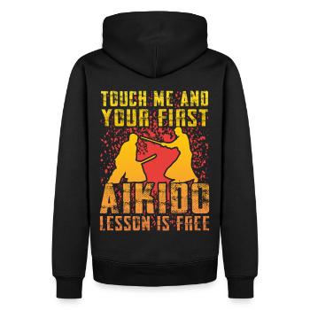 Berühre mich und deine erste Aikido-Stunde ist kostenlos - Männer Premium Bio Hoodie - Schwarz - Hinten - Nico (187cm)