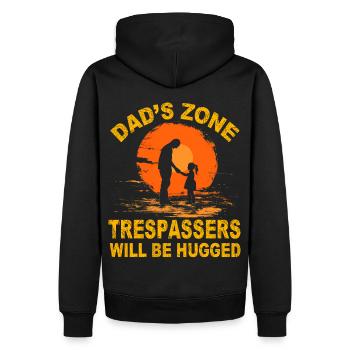 Eindringlinge in die Dad's Zone werden umarmt - Männer Premium Bio Hoodie - Schwarz - Hinten - Nico (187cm)