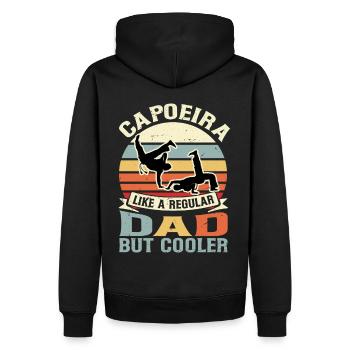 Capoeira wie ein normaler Vater, nur cooler - Männer Premium Bio Hoodie - Schwarz - Hinten - Nico (187cm)