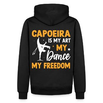 Capoeira ist meine Kunst, mein Tanz, meine Freiheit - Männer Premium Bio Hoodie - Schwarz - Hinten - Nico (187cm)