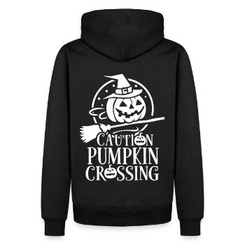 Halloween Kürbis Spruch Caution Pumkin Crossing - Männer Premium Bio Hoodie - Schwarz - Hinten - Nico (187cm)