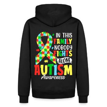 In dieser Familie kämpft niemand alleine gegen Autismus - Männer Premium Bio Hoodie - Schwarz - Hinten - Nico (187cm)