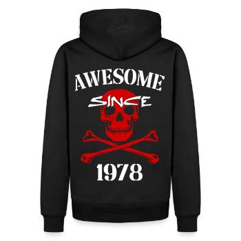 Awesome since 1978 Red Skull - Men’s Premium Organic Hoodie - black - Back - Nico (187cm)